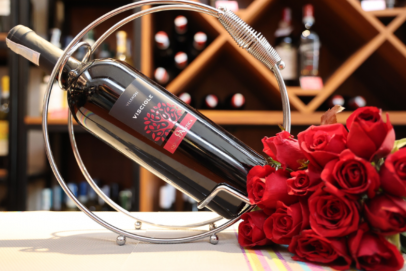 Lựa chọn các loại hoa hồng phù hợp với các dòng rượu vang khác nhau